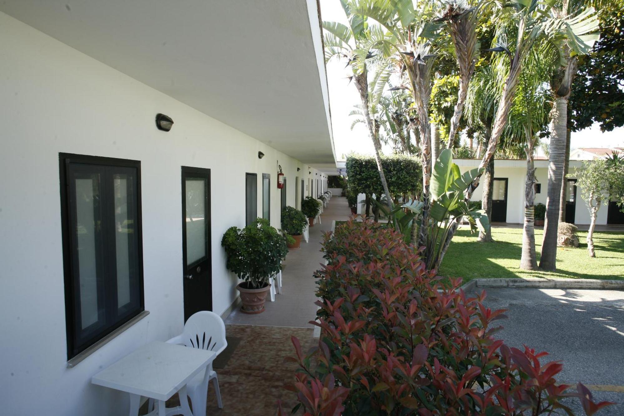 Hotel B&B Marina Capaccio Kültér fotó